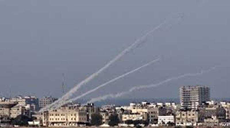 إطلاق 30 صاروخا من غزة على جنوب إسرائيل..ونتنياهو يقول إن مقترح حماس للهدنة لا يفي بمطالب إسرائيل الأساسية