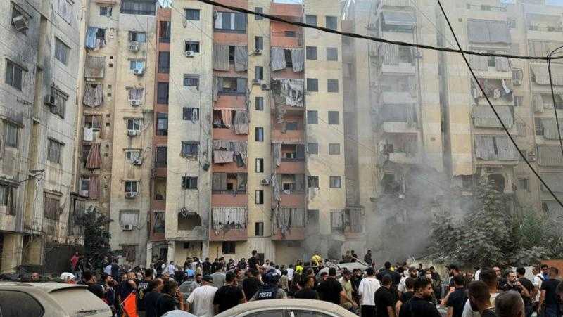 مدير الدفاع المدني اللبناني : 10 ضحايا و59 جريحا بينهم 9 في حالة حرجة جراء الغارة الإسرائيلية